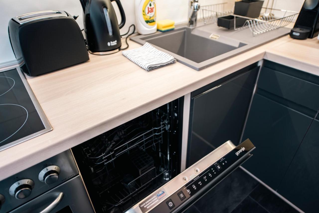 Appartamento Anavrin apartman- csendes lakás a belváros közepén Pécs Esterno foto